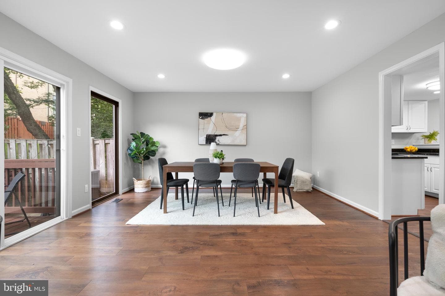 3170 Readsborough Court photo 6