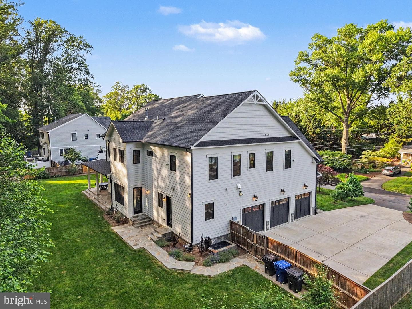 2516 Rambling Road photo 21