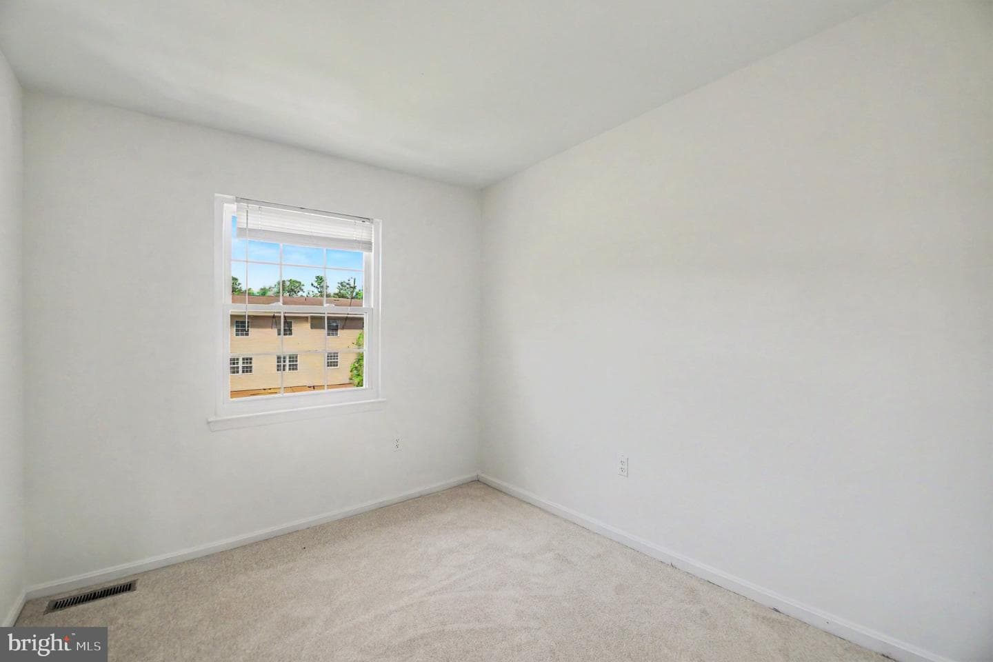 7718 Trevino Ln photo 15