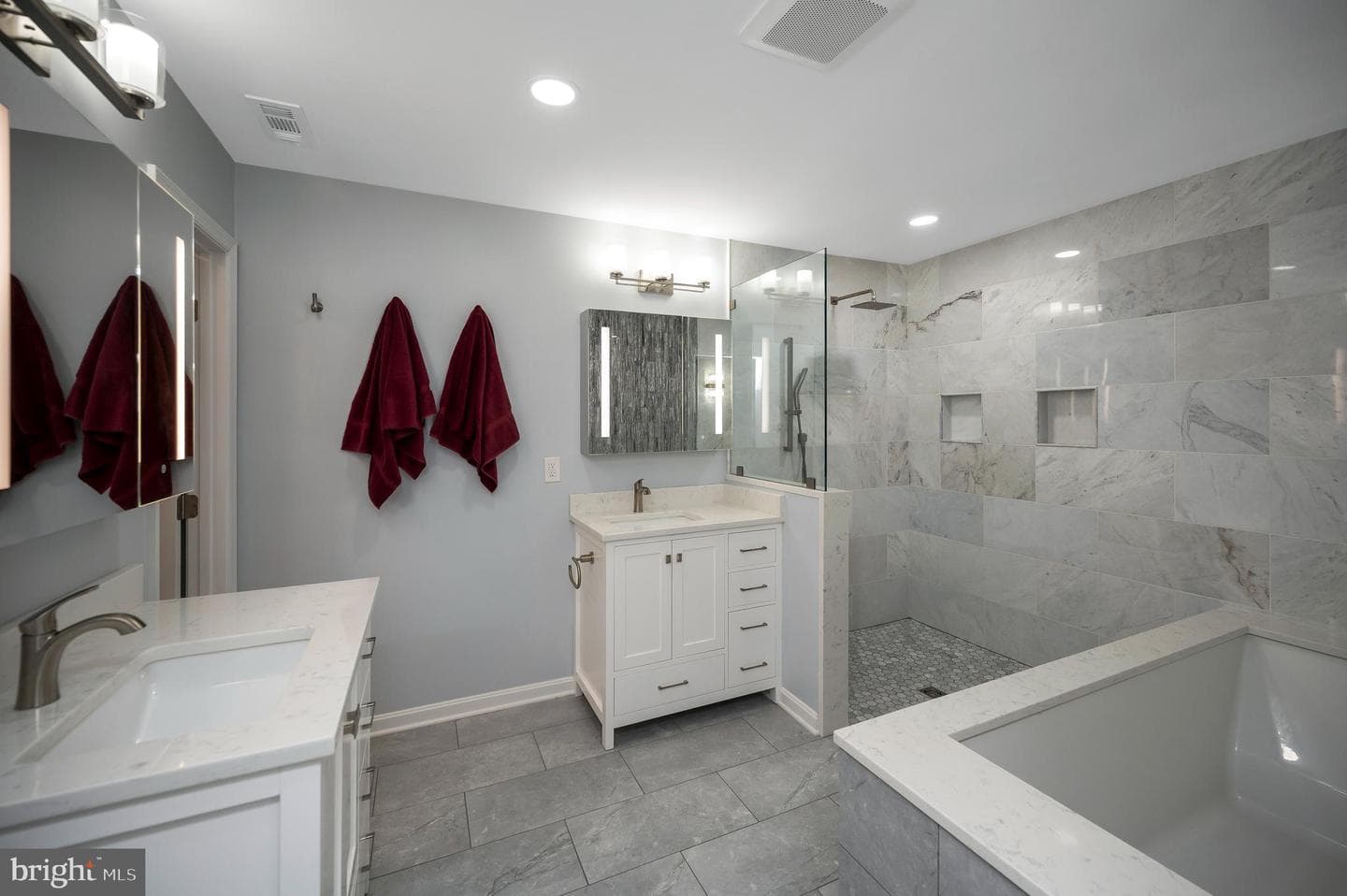 4611 Tapestry Drive photo 30