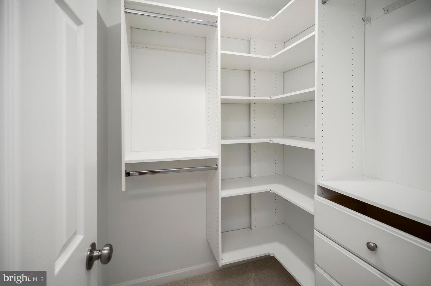 4611 Tapestry Drive photo 32