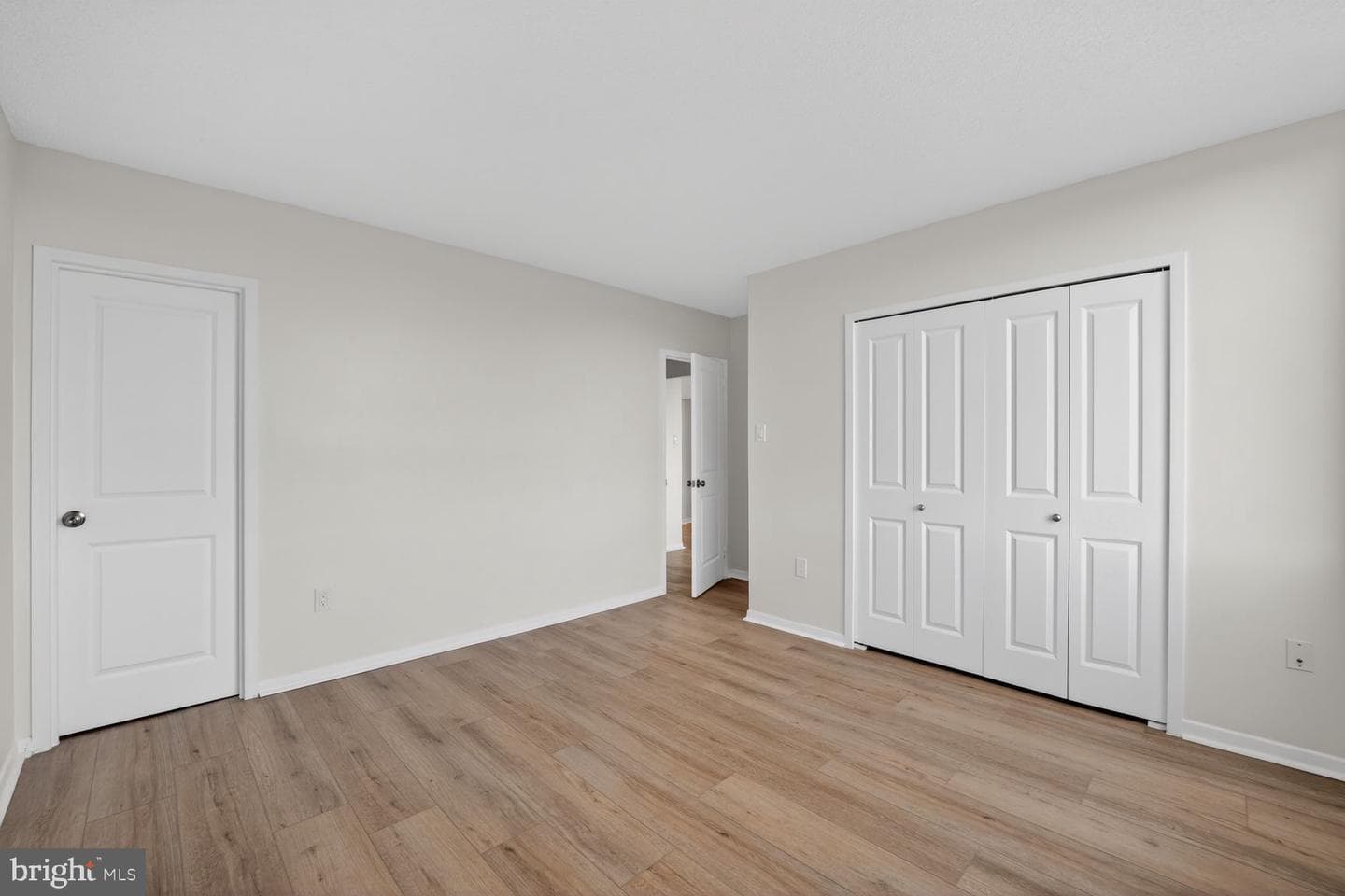 3705 S George Mason Drive #710s photo 15