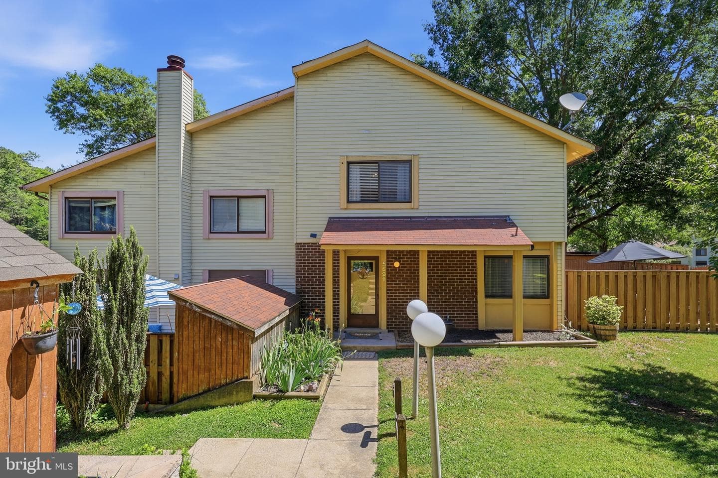 5691 Summer Oak Way, Burke