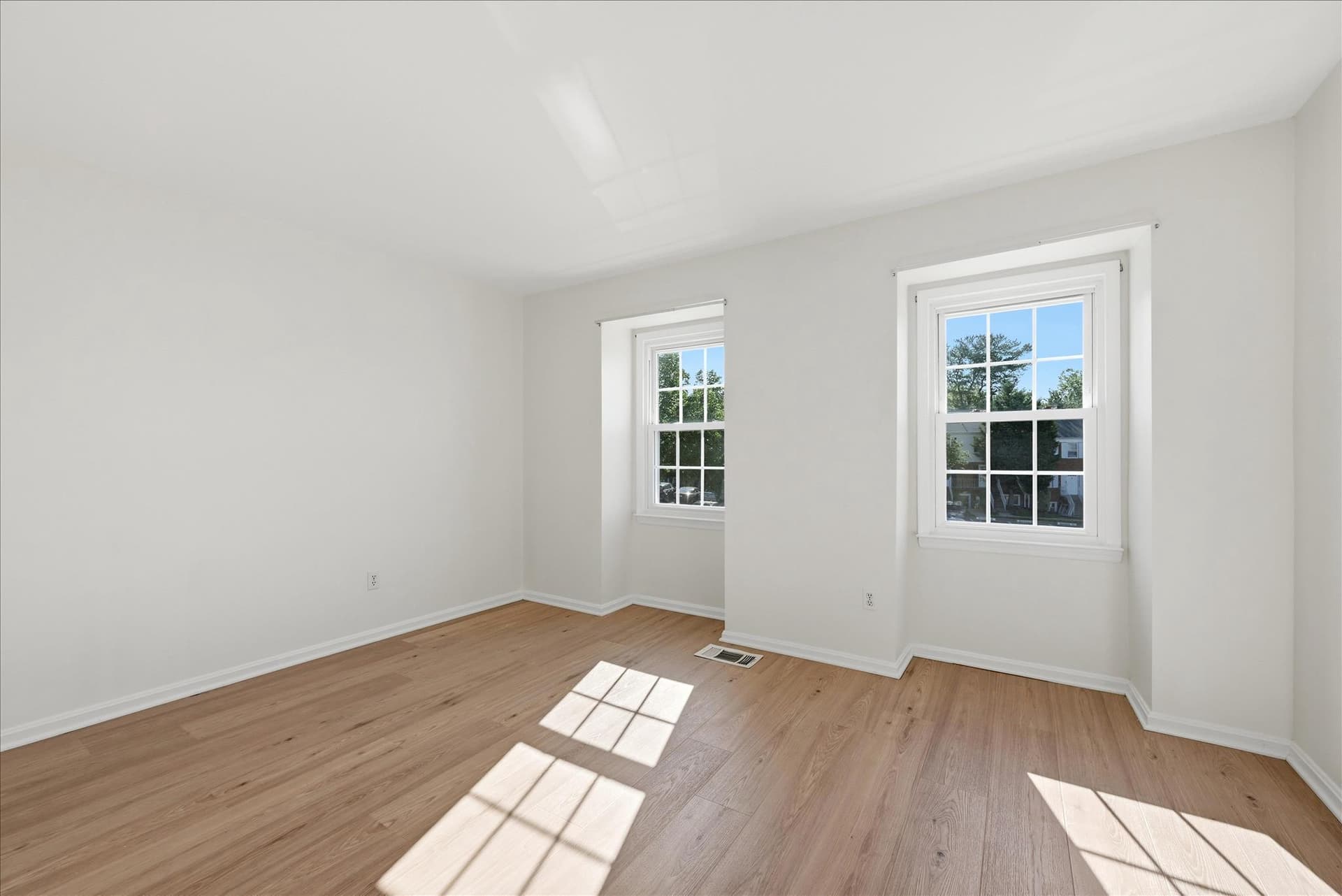6146 Strasburg Drive photo 33