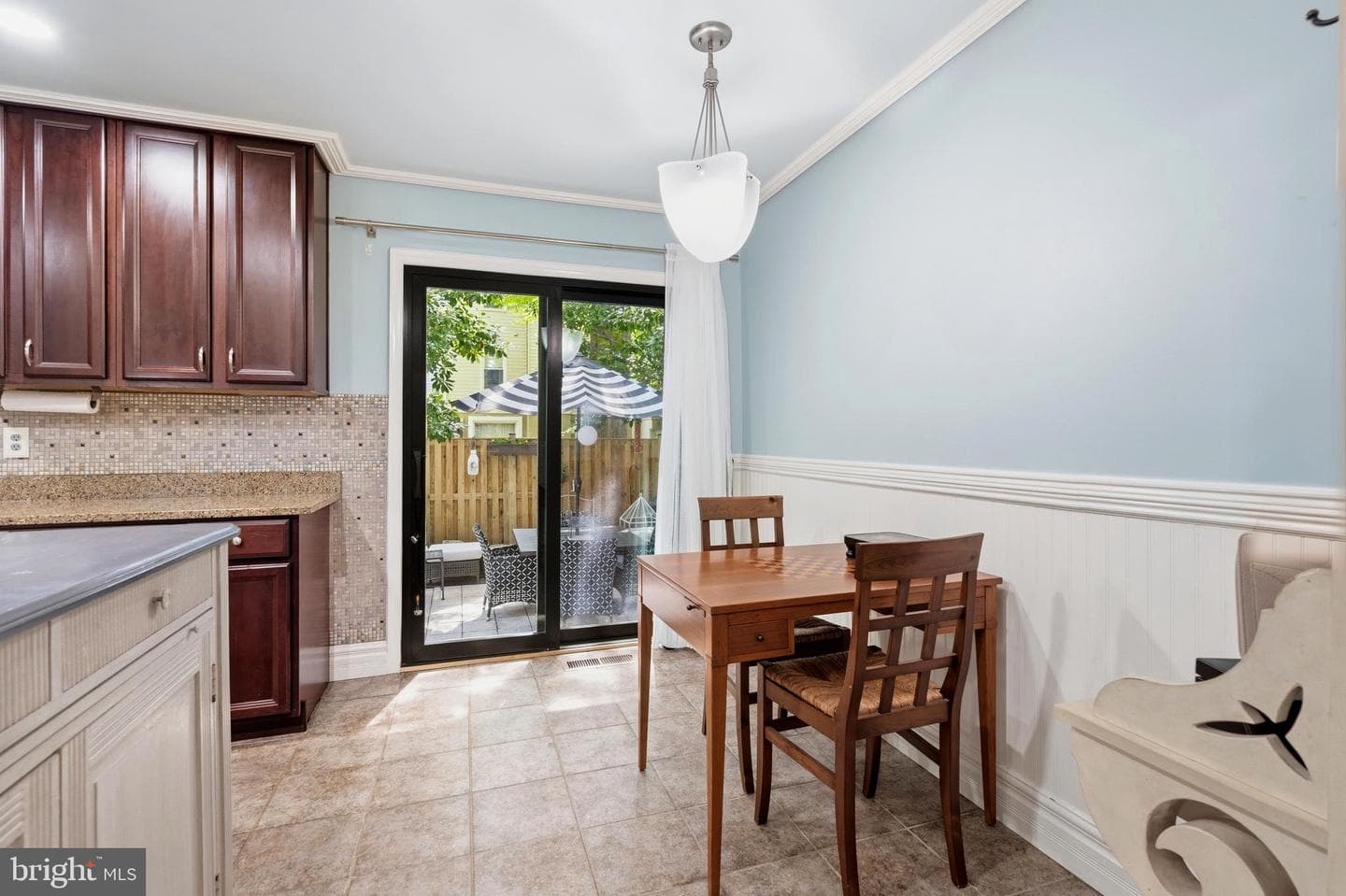 9913 Kingsbridge Drive photo 13