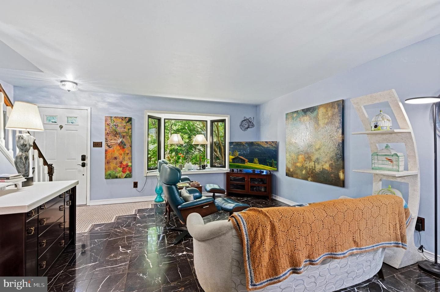 9913 Kingsbridge Drive photo 3