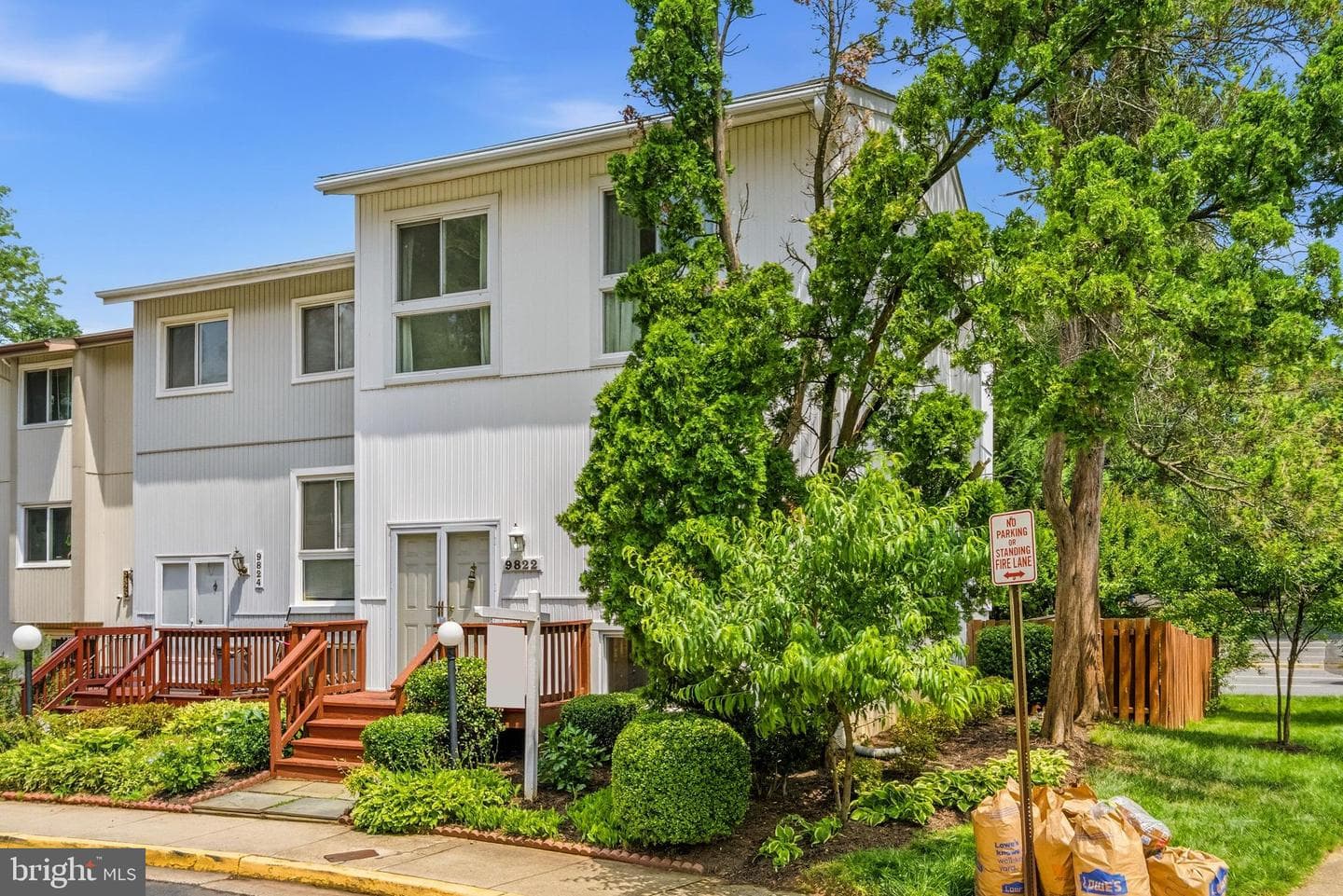 9822 Sweet Mint Drive photo 3