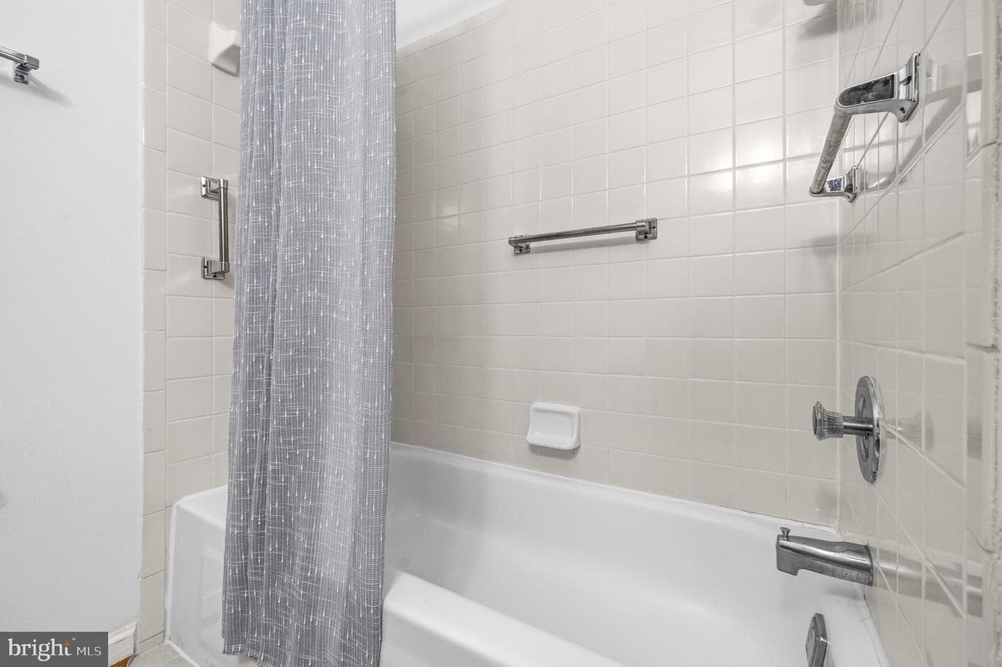 9822 Sweet Mint Drive photo 33