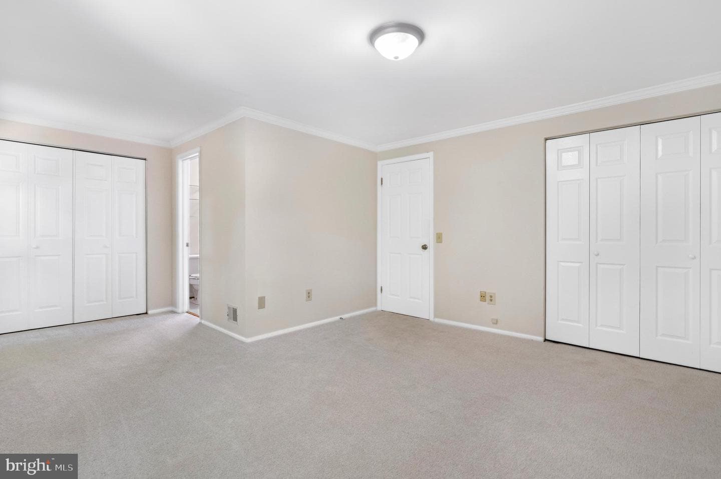 6117 Martins Landing Court photo 30