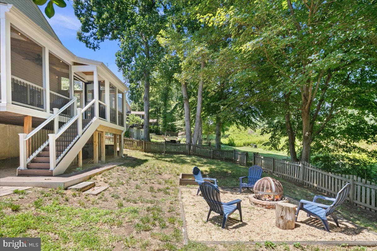 7588 Woodstown Drive photo 50