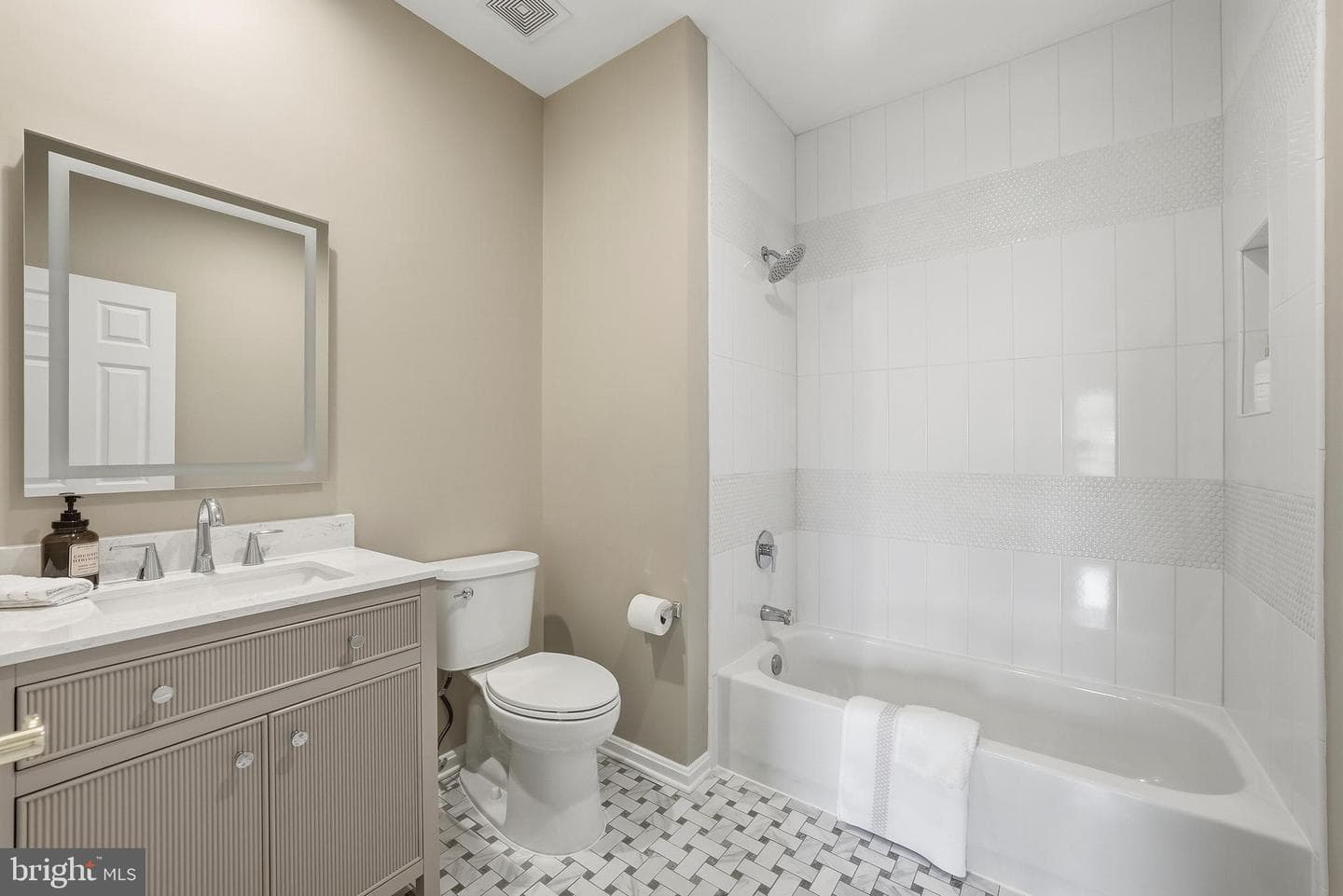7822 Gambrill Woods Way photo 49