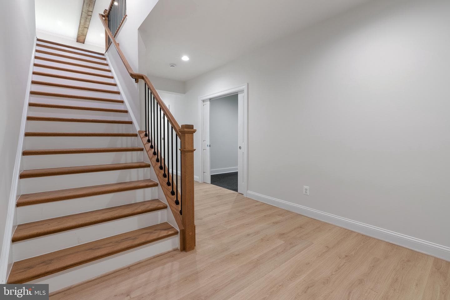 2305 Stryker Avenue photo 80