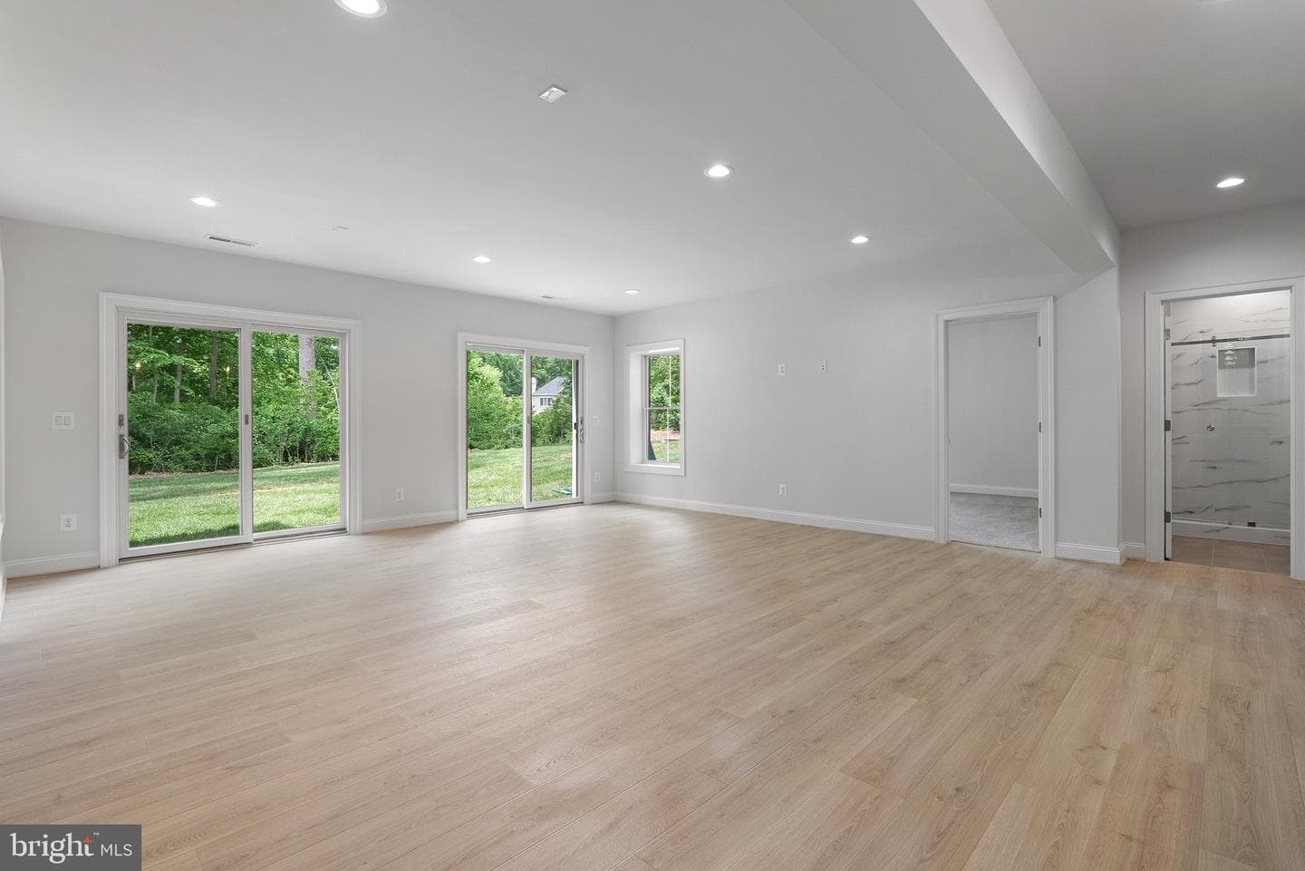 2305 Stryker Avenue photo 86