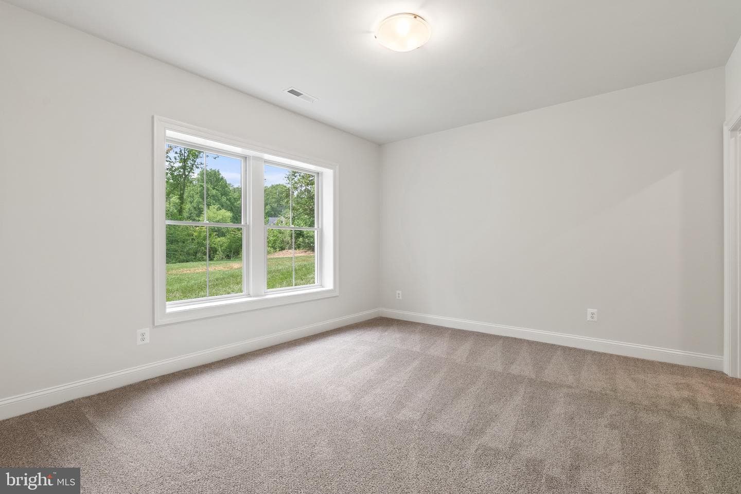 2305 Stryker Avenue photo 89