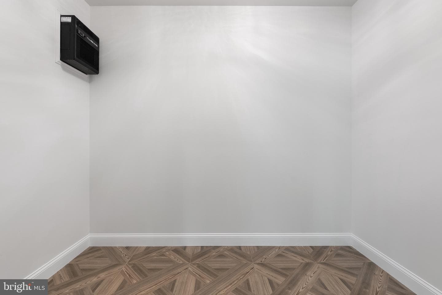 2305 Stryker Avenue photo 96