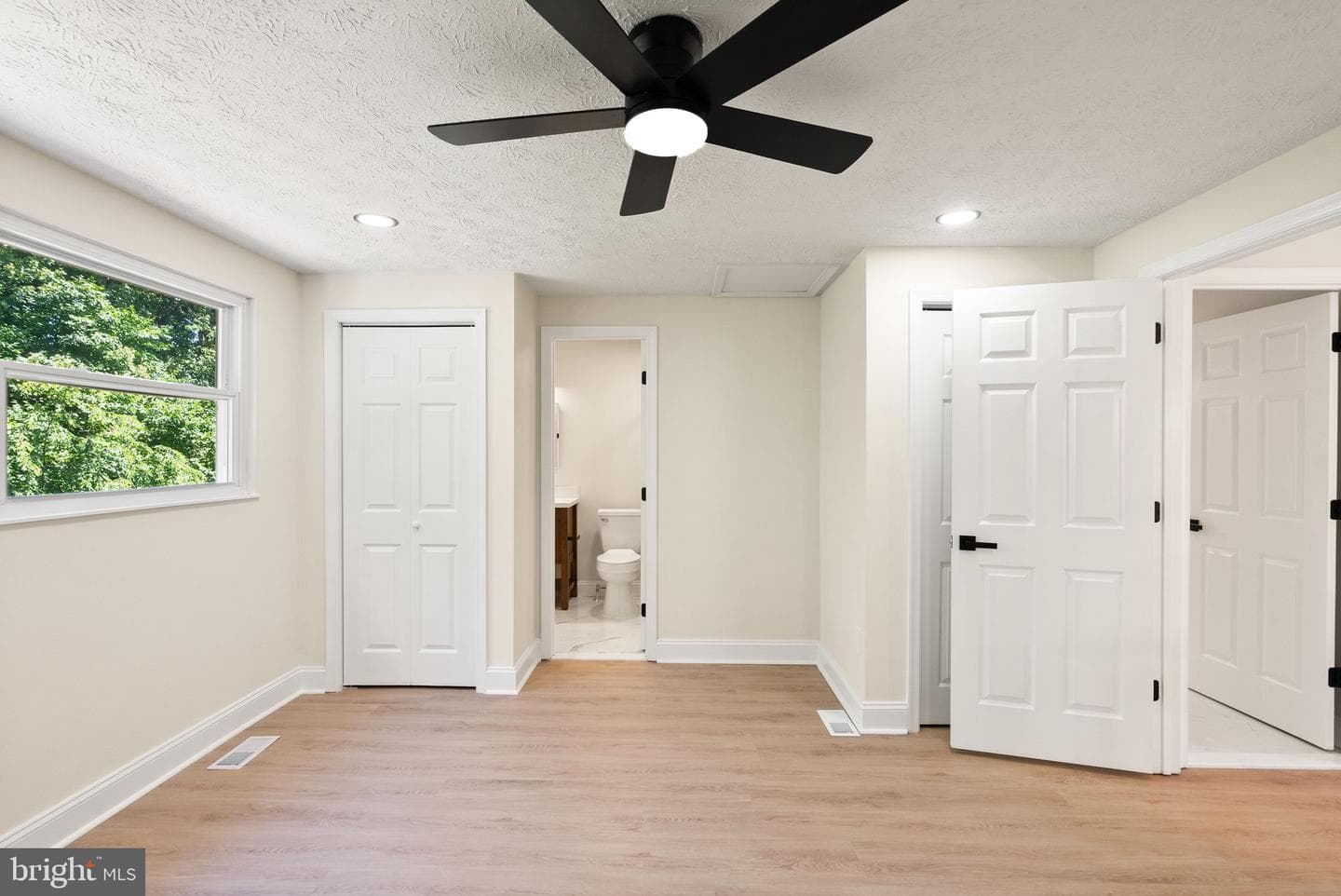 8085 Steeple Chase Court photo 16