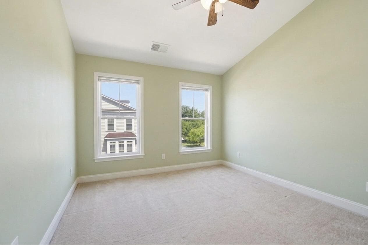 508 Hollingsworth Terrace photo 34