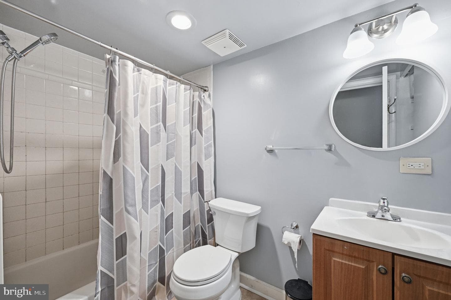 3366 Woodburn Road #23 photo 8