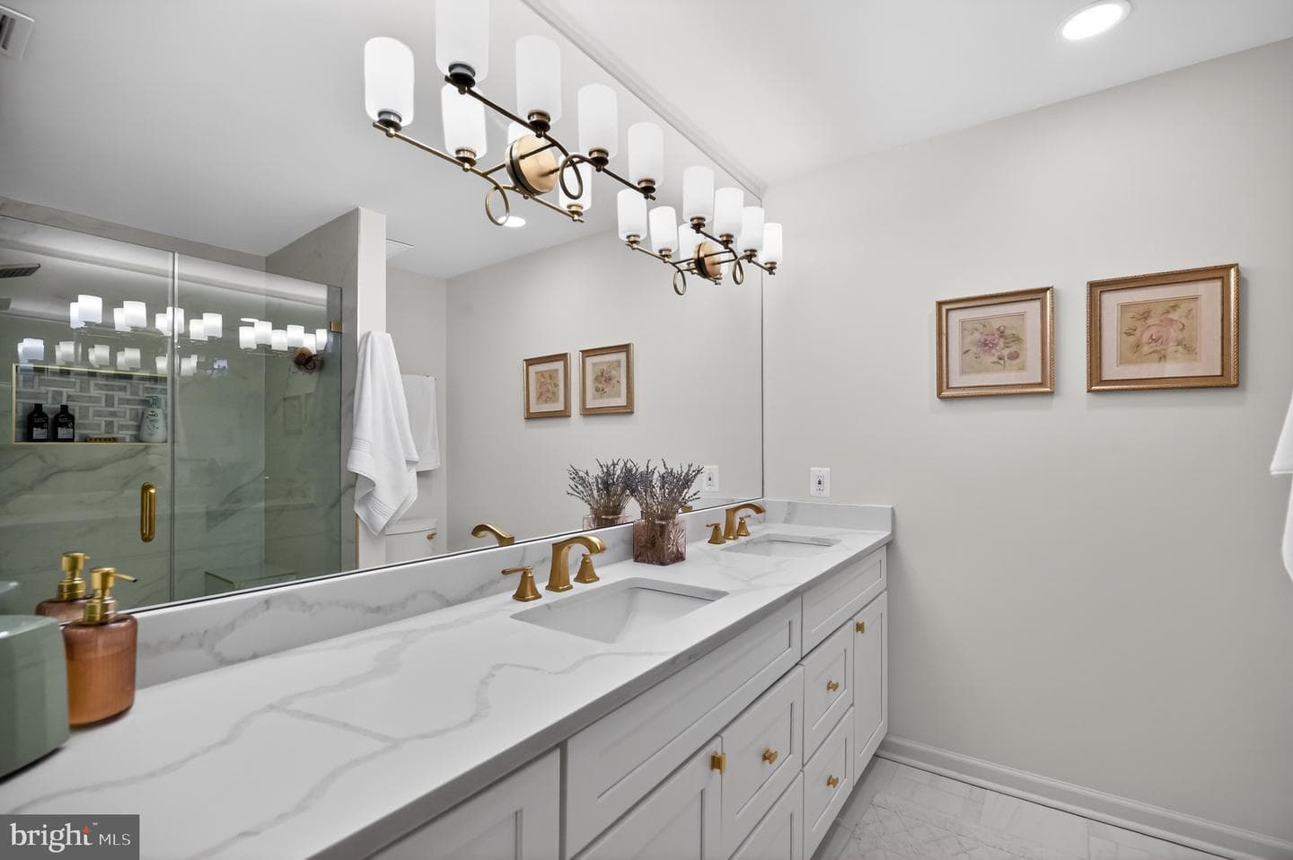 6027 Queenston Street photo 19