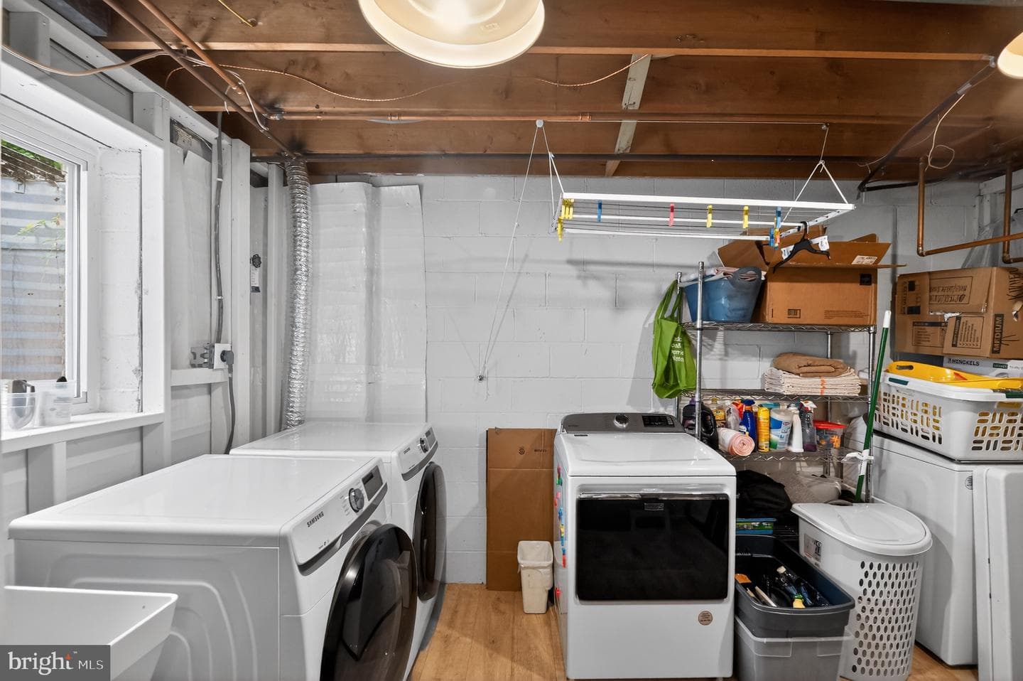 6027 Queenston Street photo 29