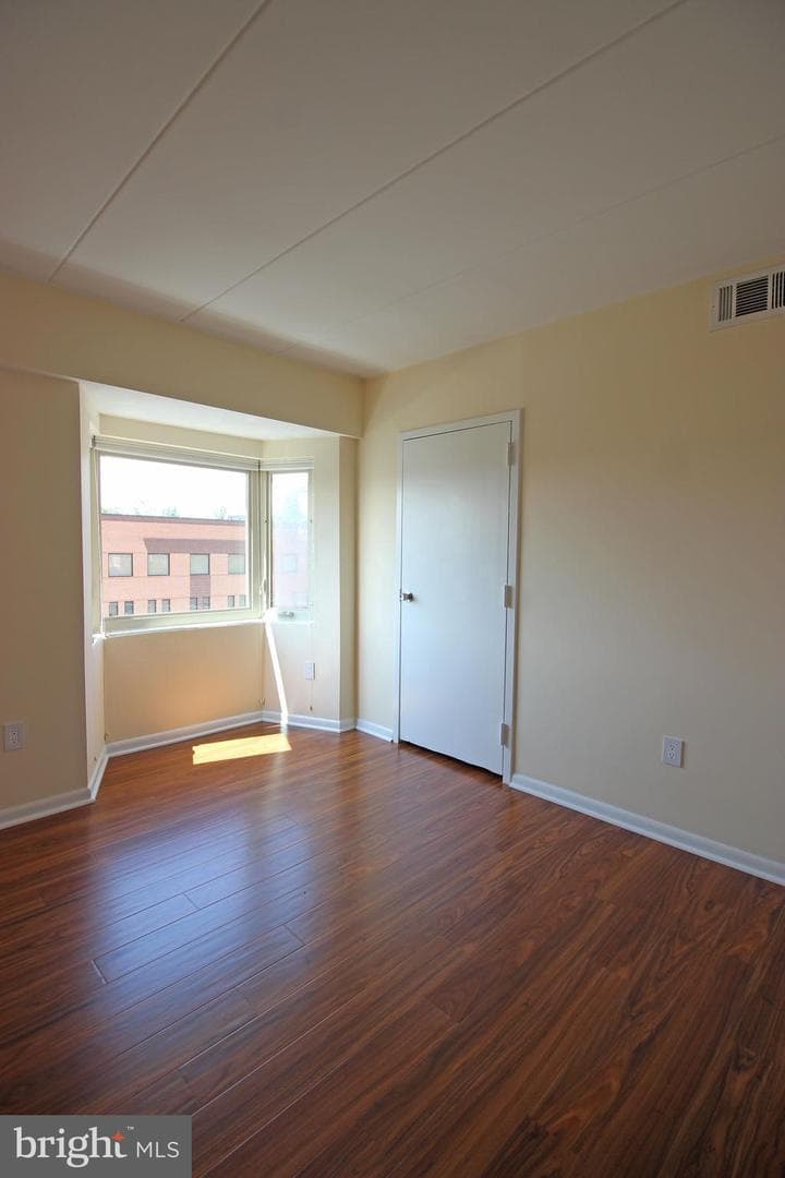 200 Locust Street SE #405 photo 13