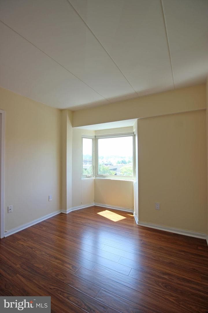 200 Locust Street SE #405 photo 15