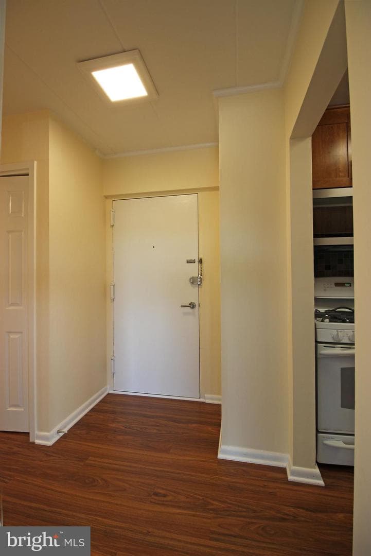 200 Locust Street SE #405 photo 26