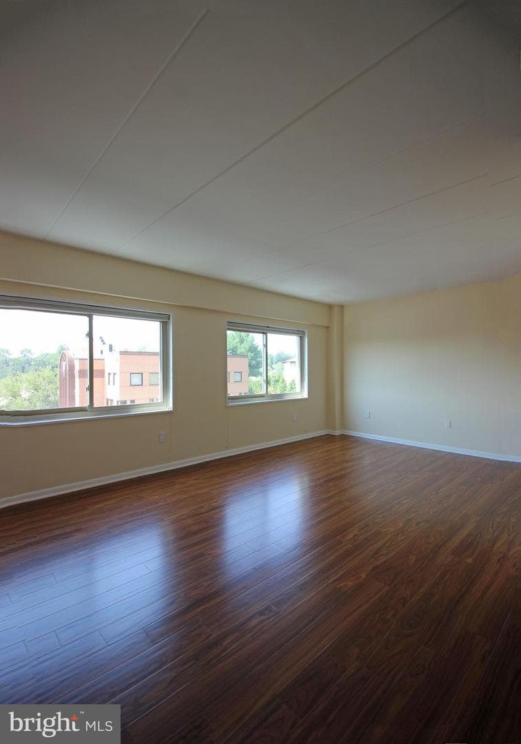200 Locust Street SE #405 photo 6