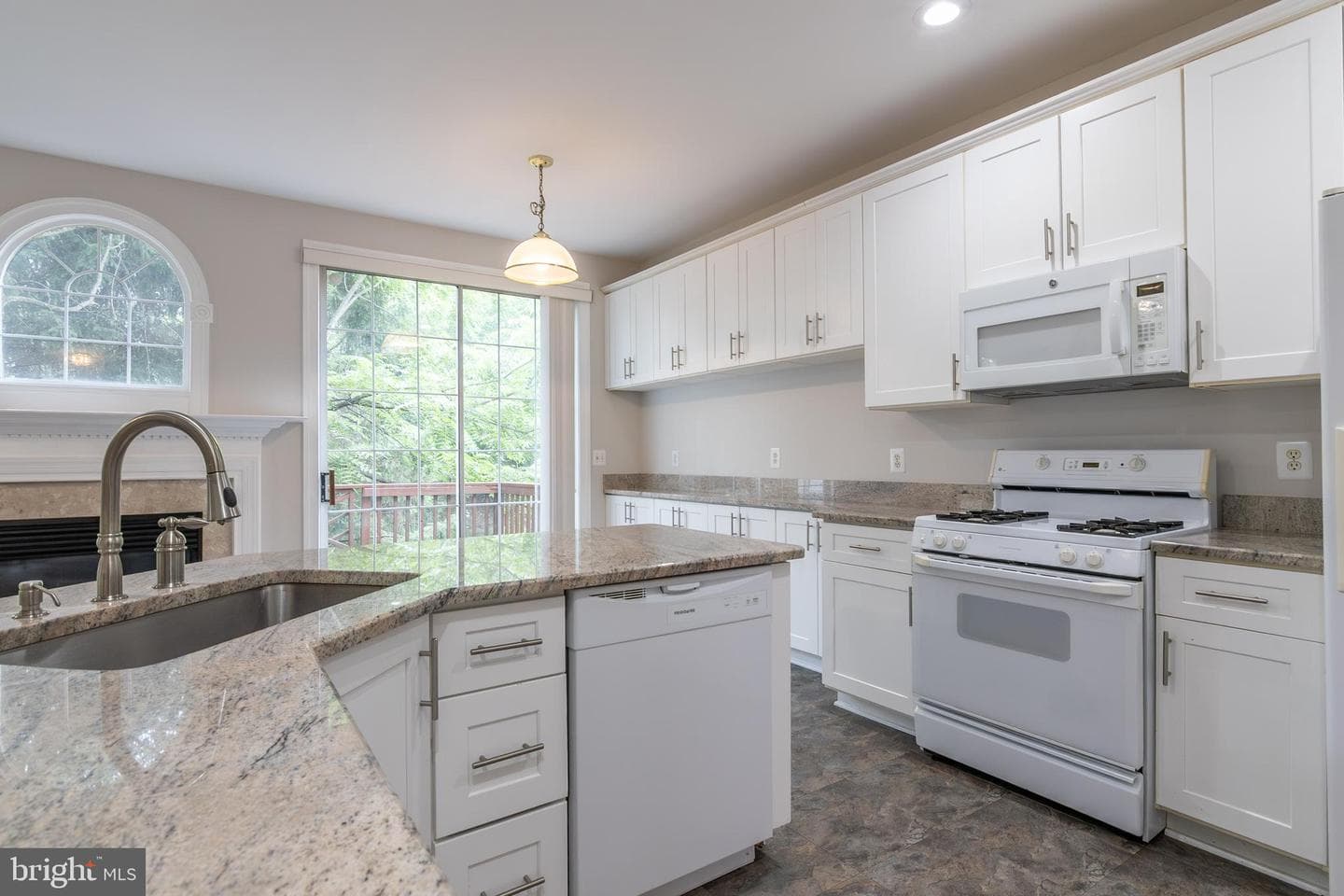 9551 Lagersfield Circle photo 13