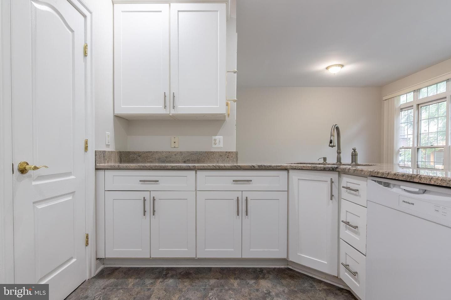 9551 Lagersfield Circle photo 14