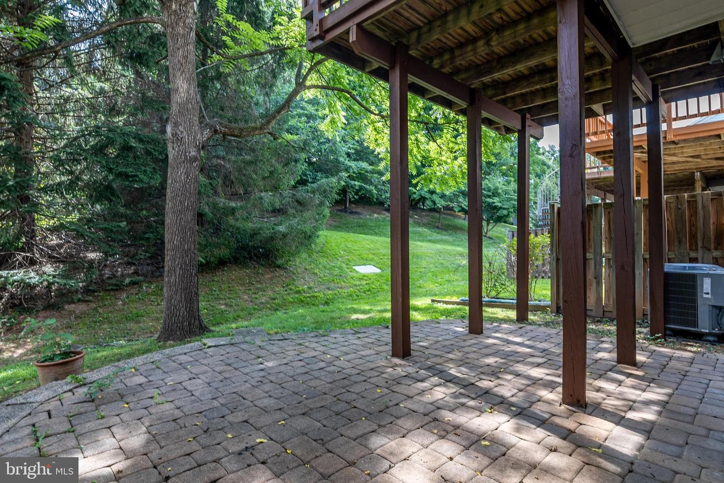 9551 Lagersfield Circle photo 40