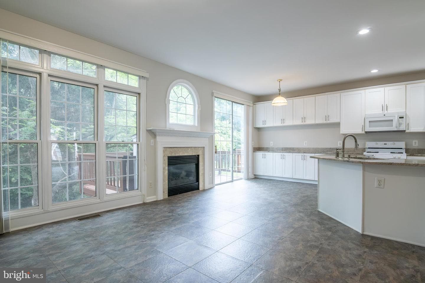 9551 Lagersfield Circle photo 9