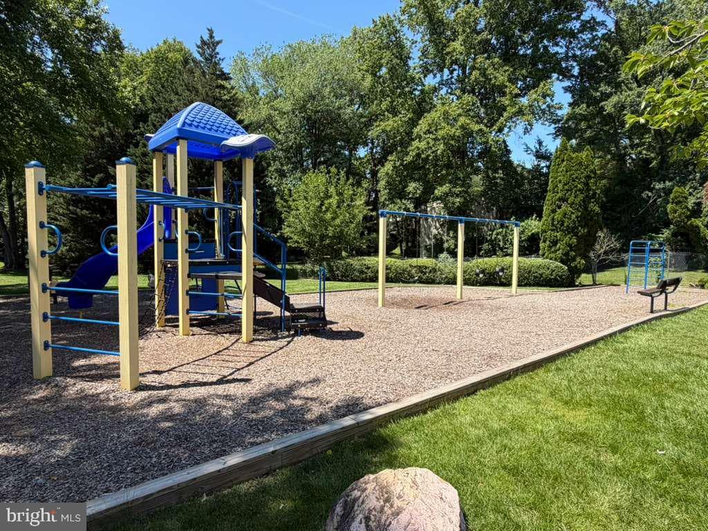 4941 Americana Drive #109 photo 24