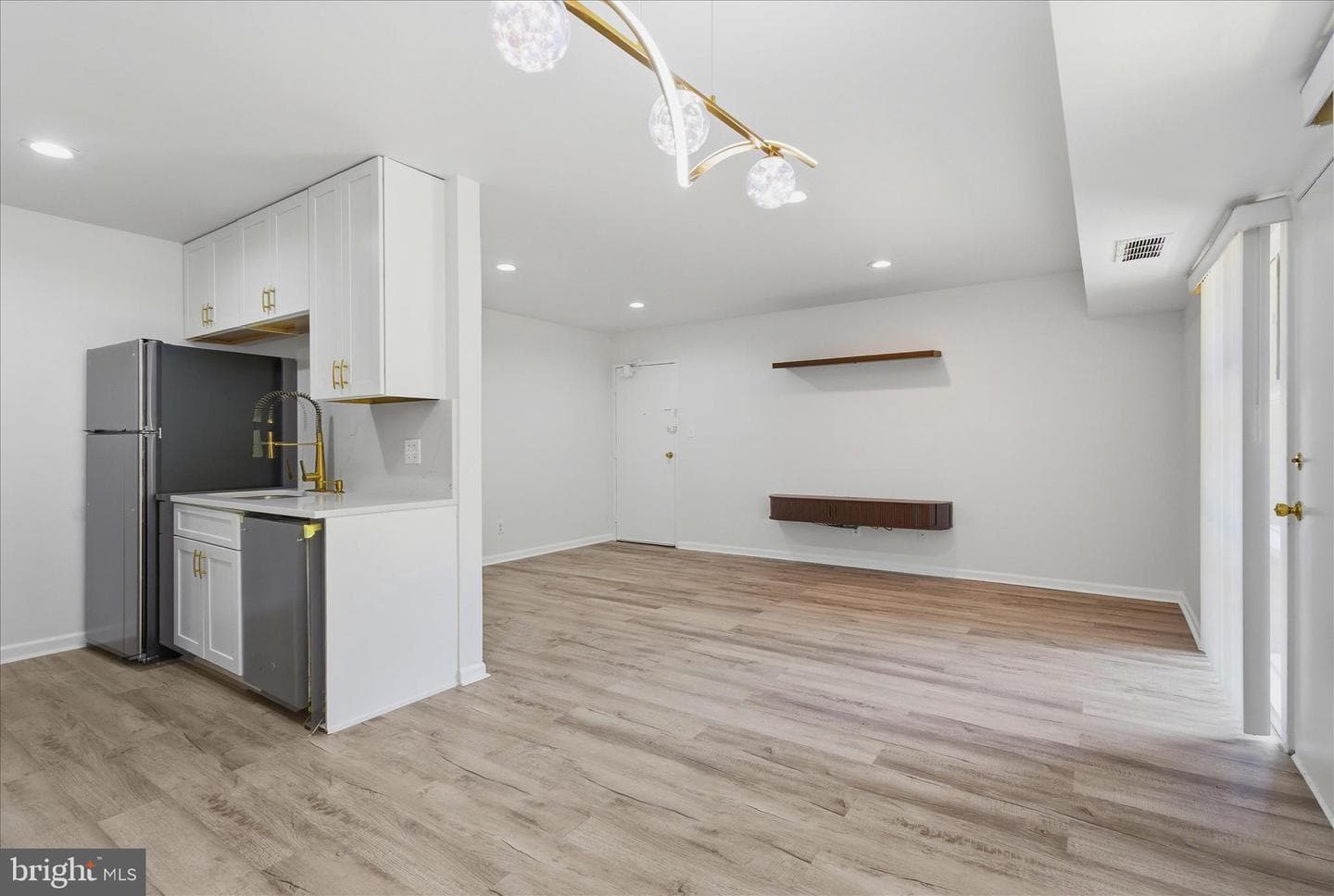 4941 Americana Drive #109 photo 8