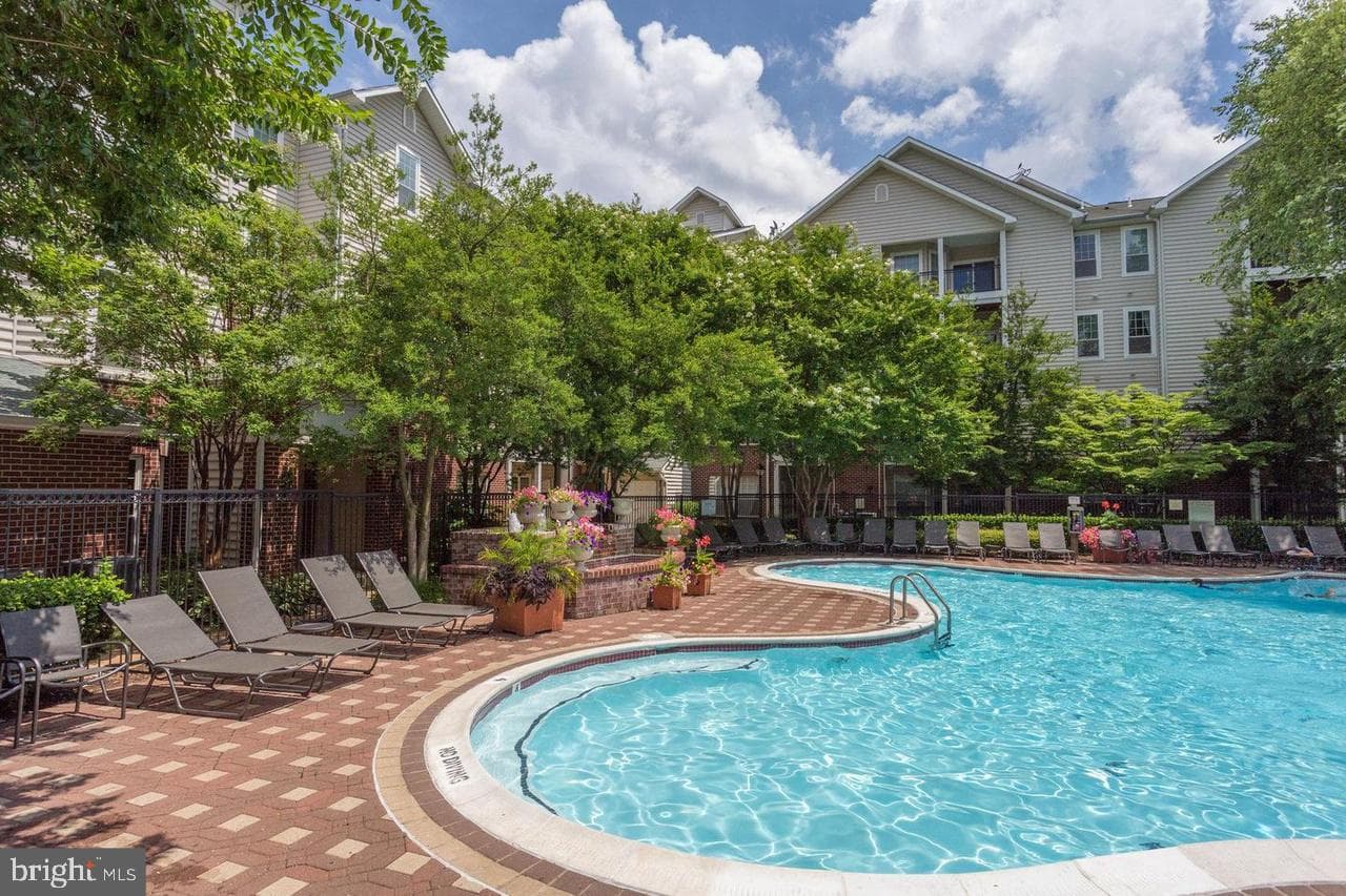 1571 Spring Gate Drive #6206, Mclean