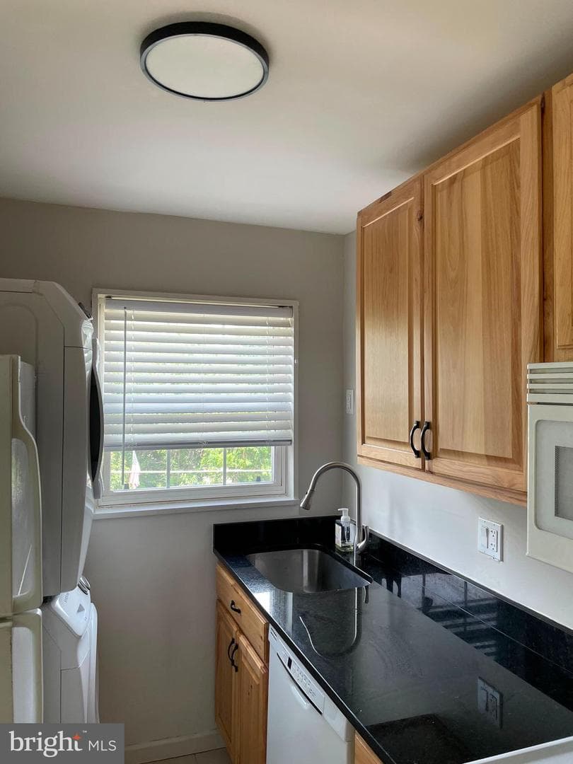 2301 Farrington #301 photo 10