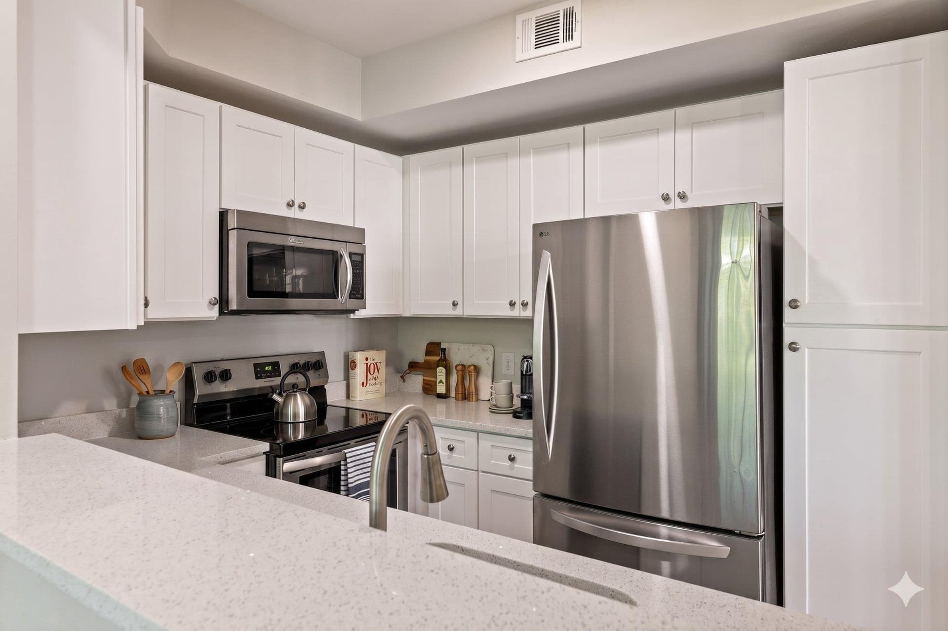 1318 Garden Wall Circle #213 photo 6