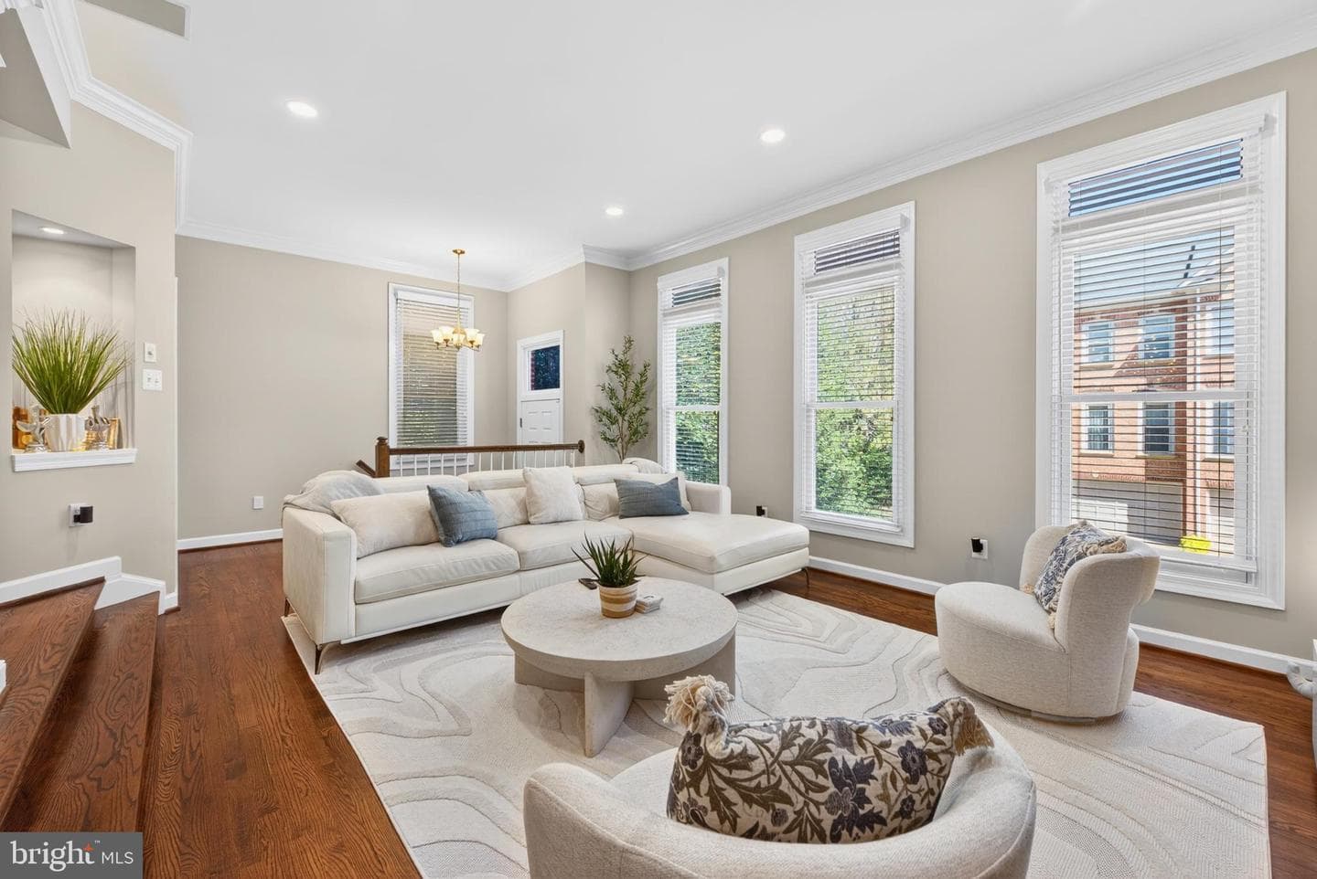 7522 Chrisland Cove photo 3
