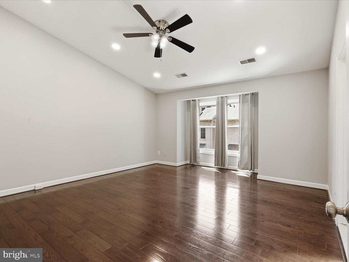7522 Chrisland Cove photo 37
