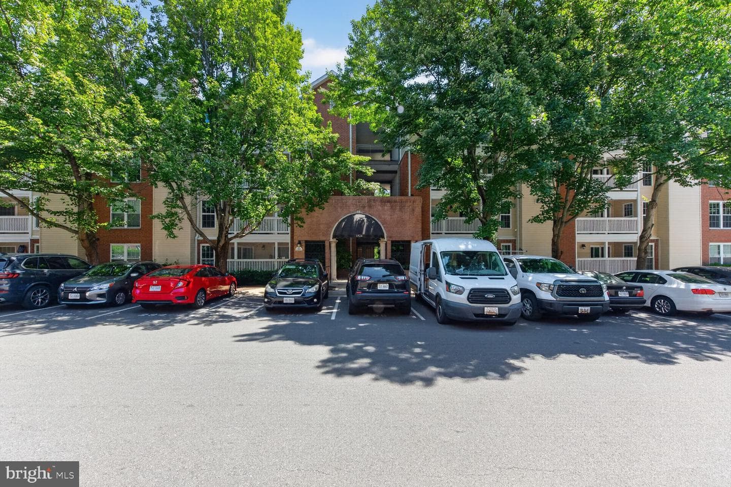 1524 Lincoln Way #416 photo 3