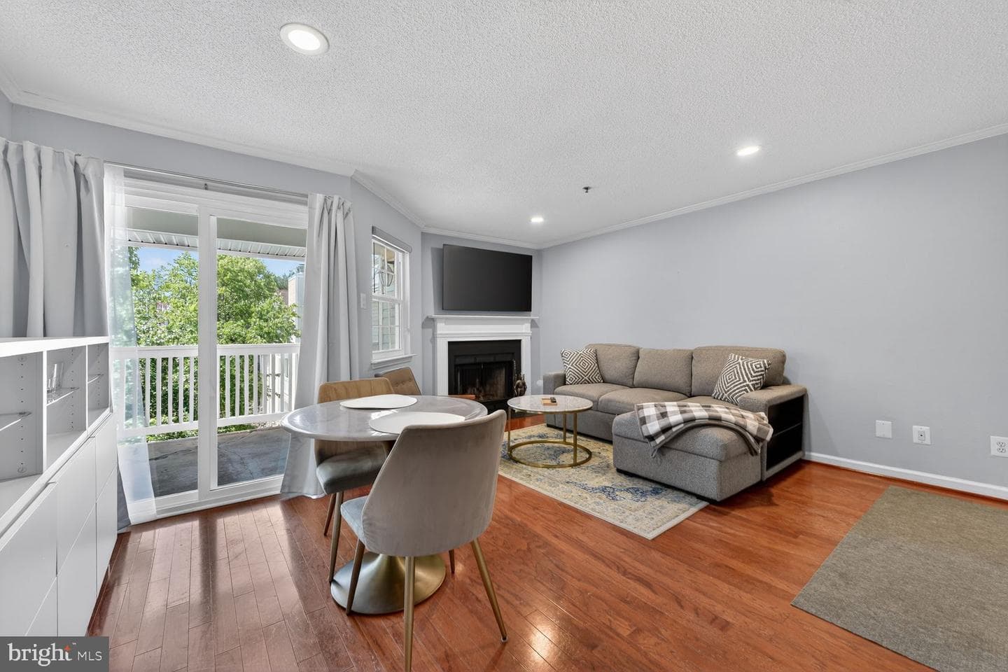 1524 Lincoln Way #416 photo 8