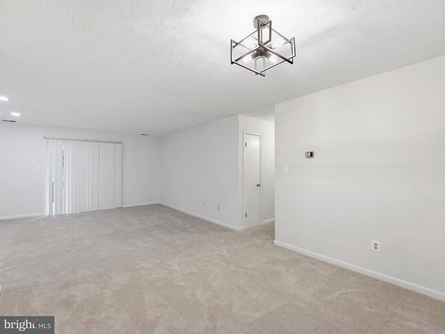 10120 Oakton Terrace Road photo 15