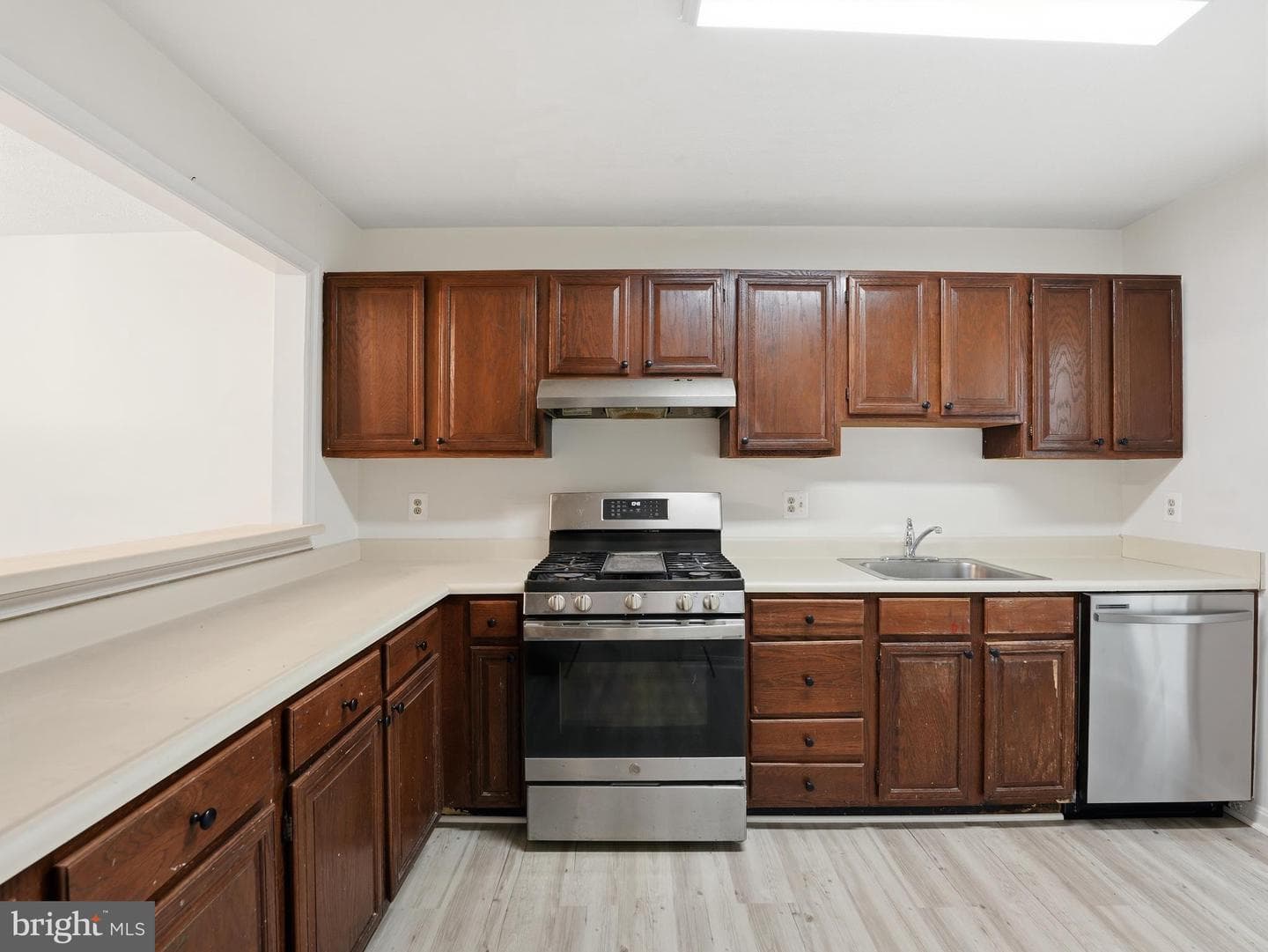 10120 Oakton Terrace Road photo 22