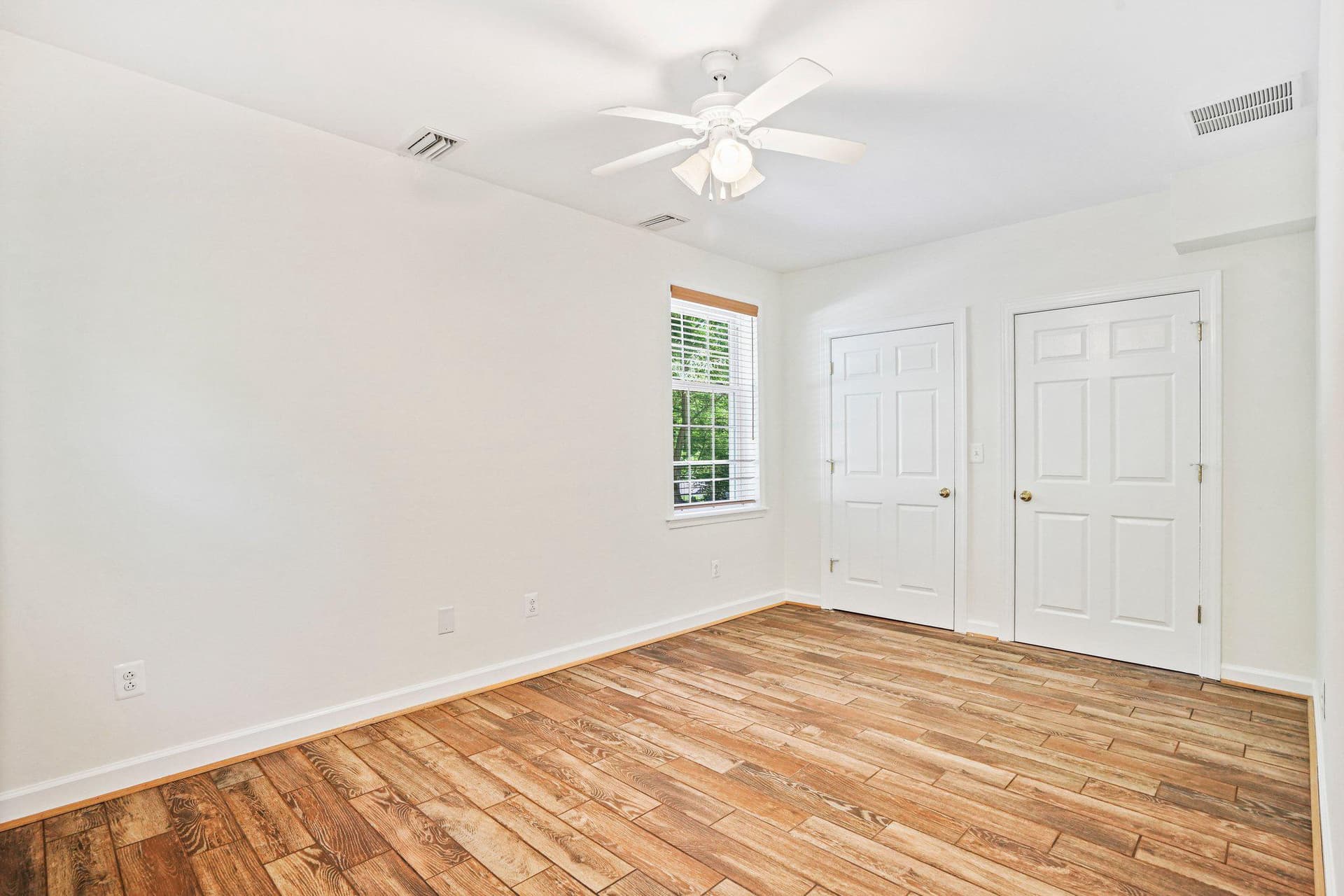 7712 Dolly Drive photo 33