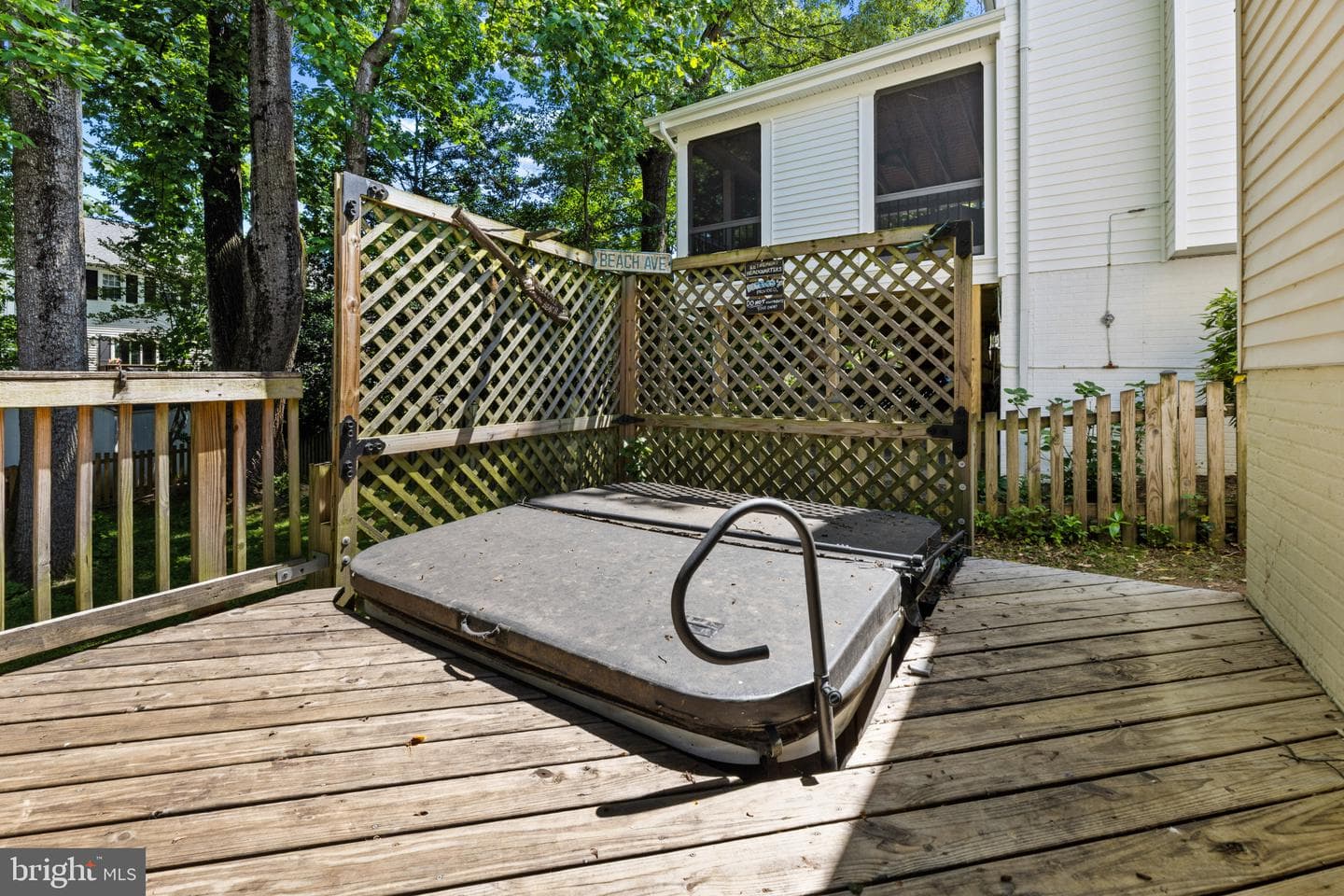 10142 Marshall Pond Road photo 22