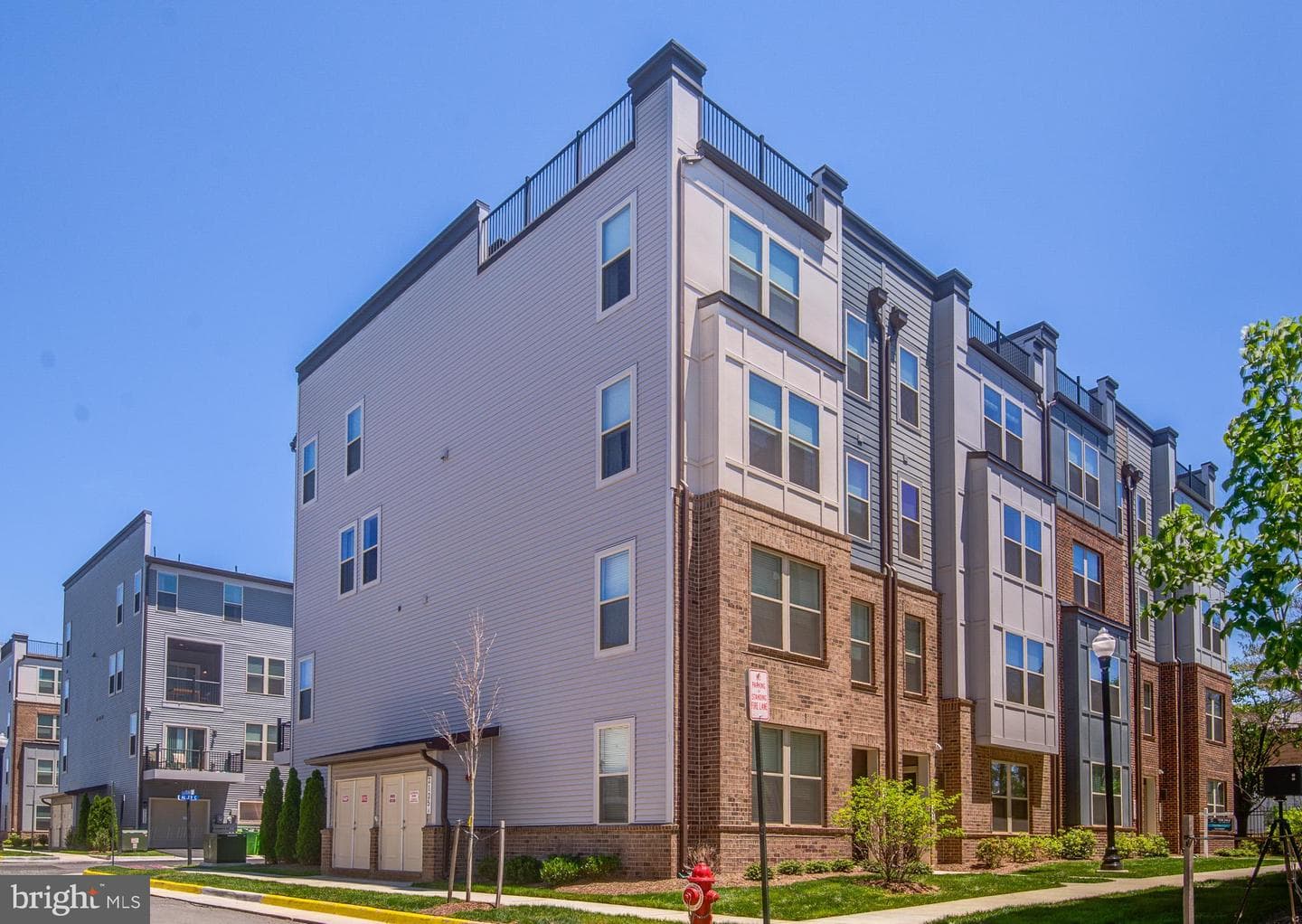 2127 Glacier Road #86, Herndon