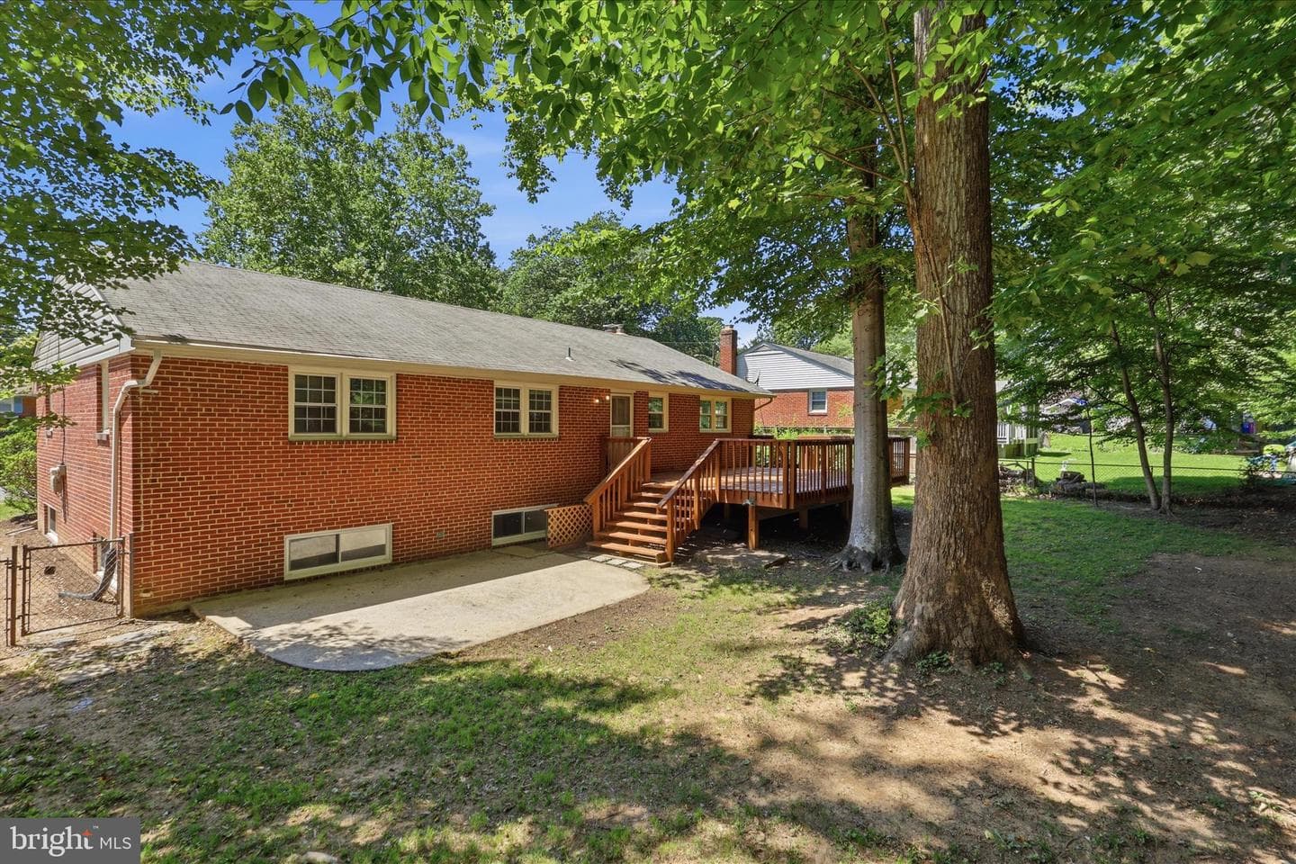 5609 Sedgwick Lane photo 32