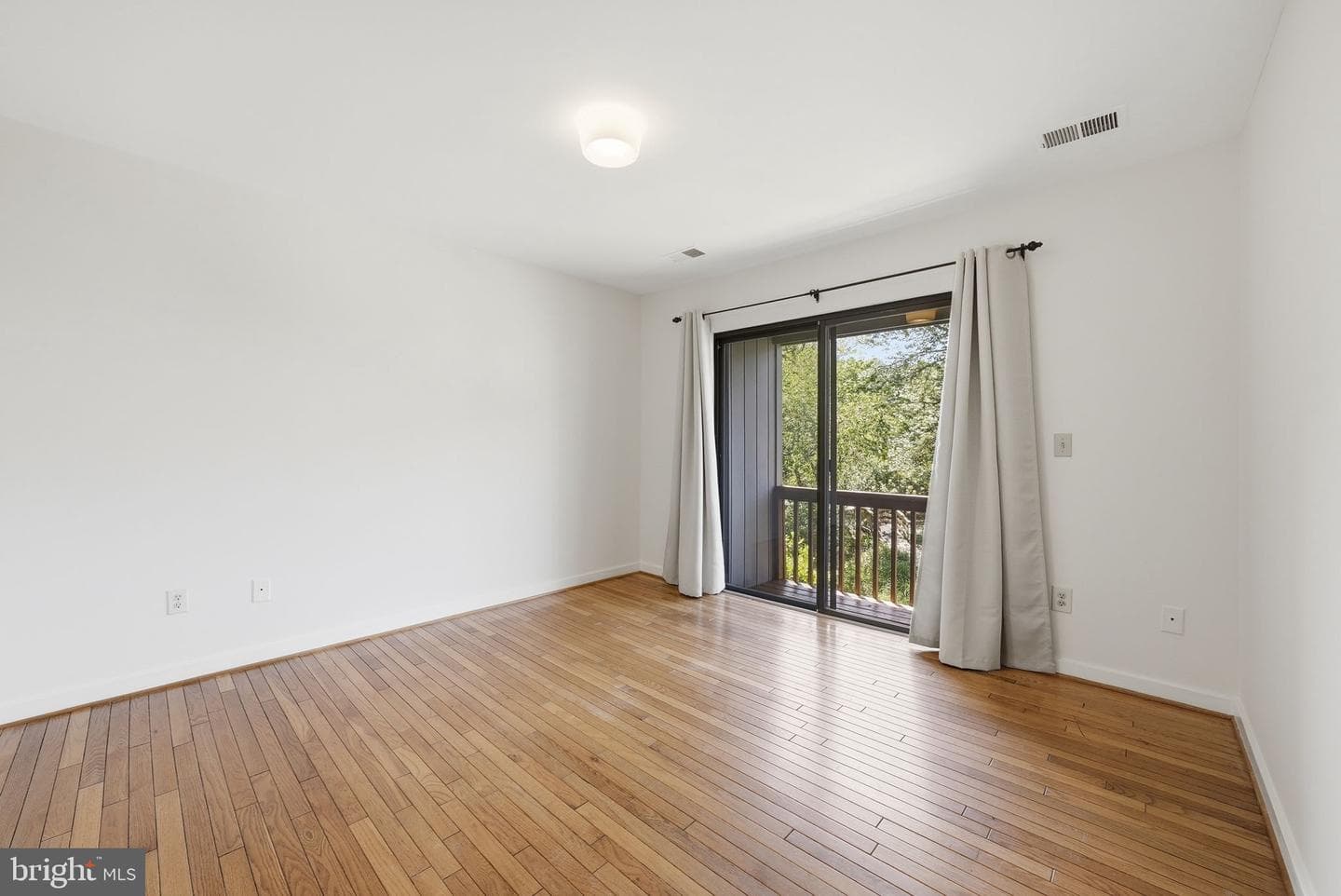 11124 Glade Drive photo 28