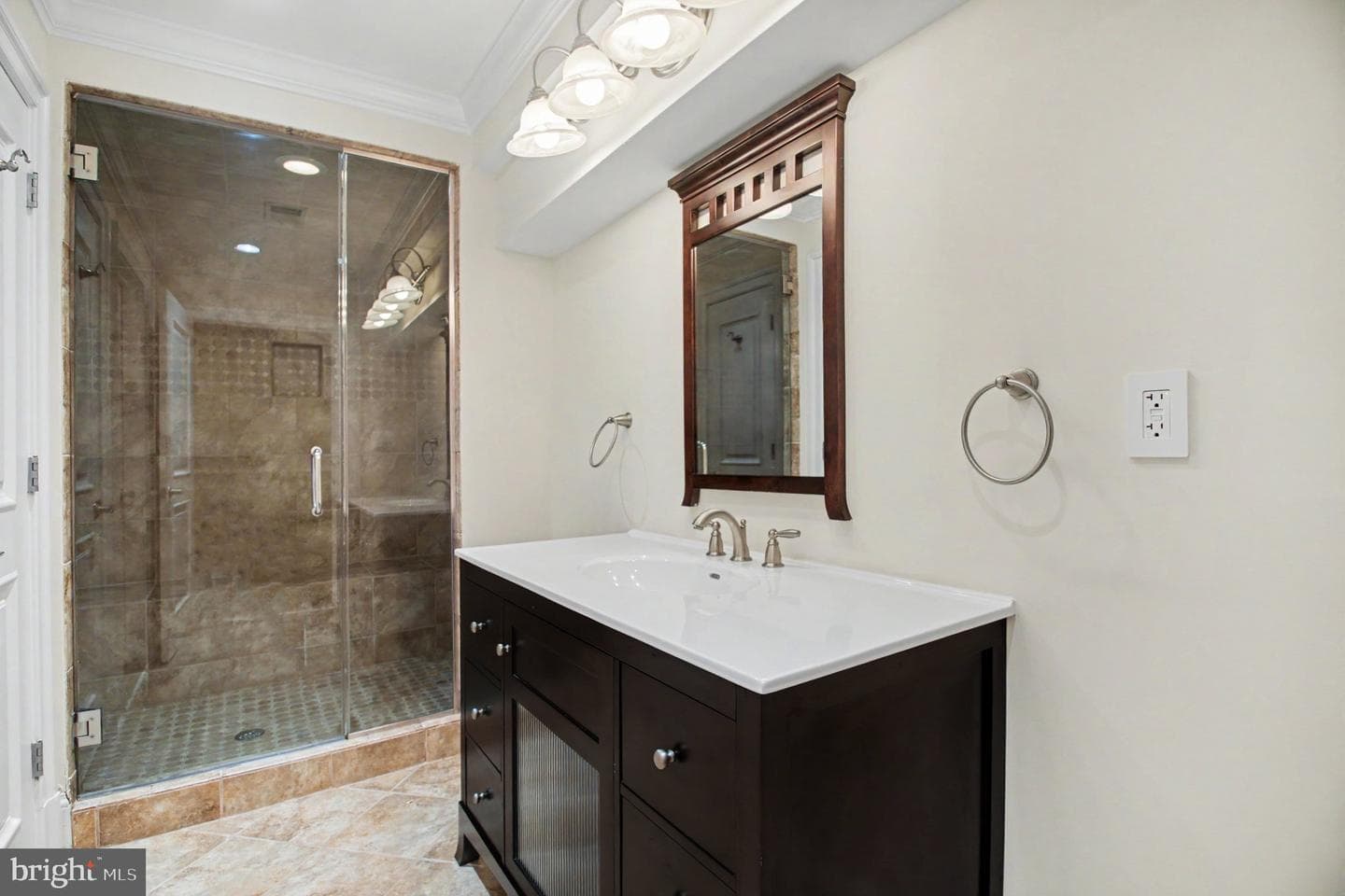 5985 Saint Catherines Lane photo 31