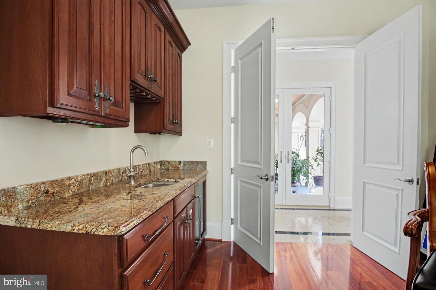 5985 Saint Catherines Lane photo 32